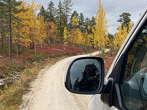 Hetta Huskies car transfer vehicle